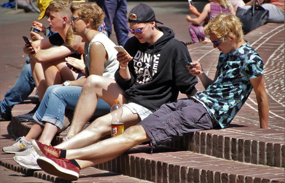 Digitale Medien in Schule und Freizeit