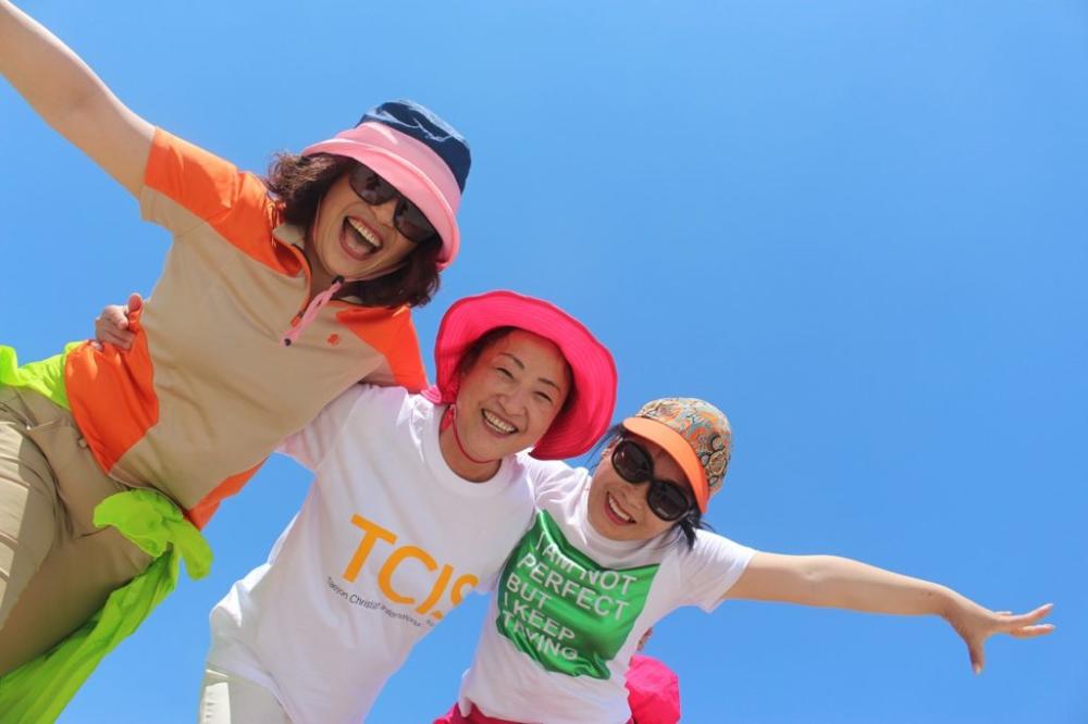 women-1134987_1280