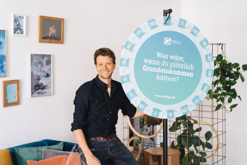 Mein Bedingungsloses Grundeinkommen, Aufmacher