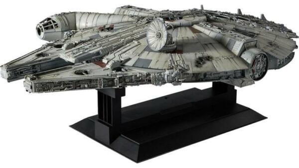 Revell-01206-Star-Wars-Bandai-Millennium-Falcon-Perfect-Grade-Science-Fiction-Bausatz-172