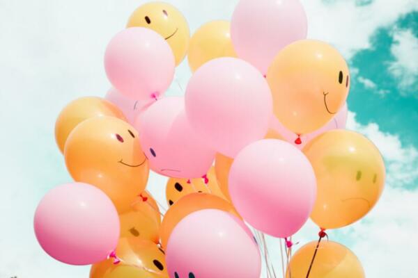 Ballons in pink und orange