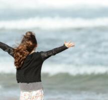 Littel girl at the ocean